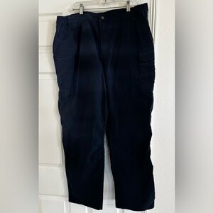 Men's 5.11 Tactical Navy Blue Cargo Pants, size 40/32